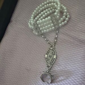Elegant White Pearl and Silver Pendant Bracelet